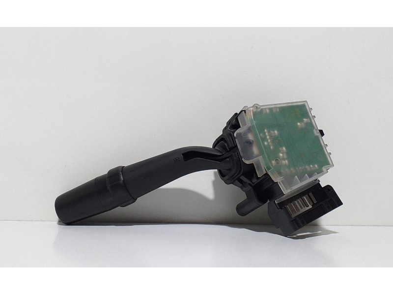 Recambio de mando limpia para toyota corolla verso (r1) 2,2 d-4d sport referencia OEM IAM 8465205170 61778 