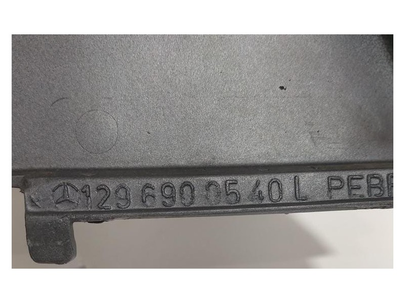 Recambio de molduras traseras para mercedes-benz clase sl (w129) referencia OEM IAM 1296900540 79016 