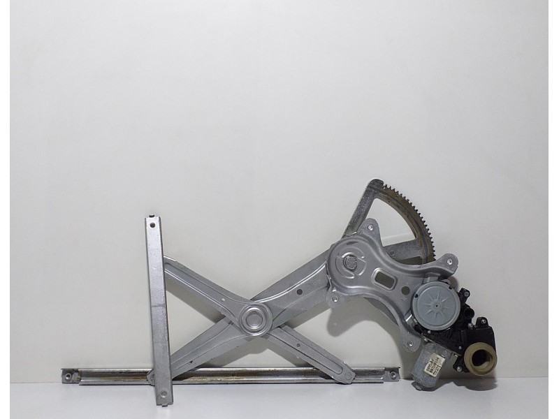 Recambio de elevalunas trasero derecho para toyota corolla verso (r1) 2,2 d-4d sport referencia OEM IAM 698300F020 61794 