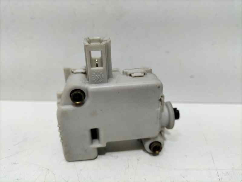 Recambio de motor cierre centralizado porton para volkswagen touareg (7la) v6 referencia OEM IAM 3B0959781C 84749 