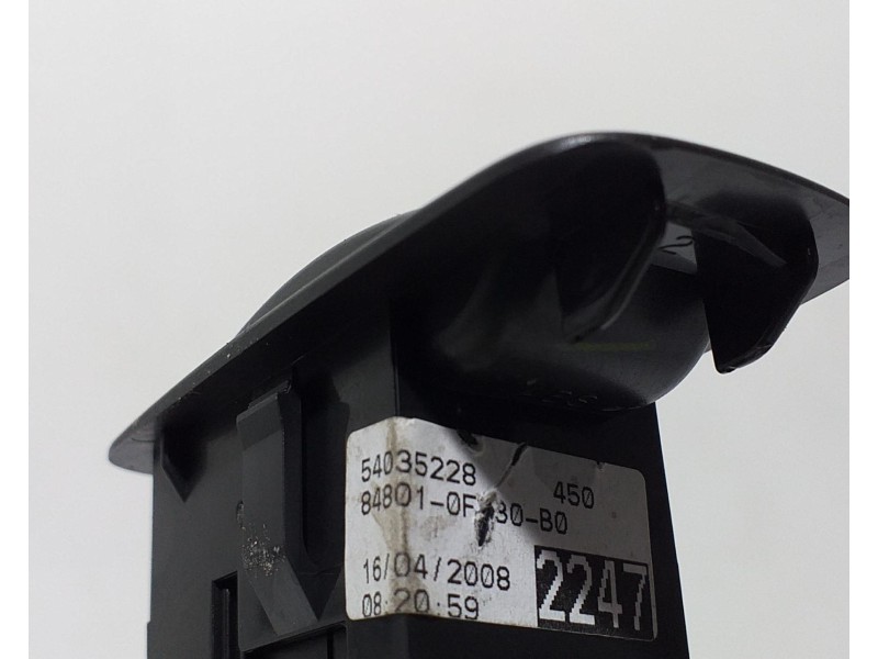 Recambio de mando elevalunas trasero izquierdo para toyota corolla verso (r1) 2,2 d-4d sport referencia OEM IAM 848010F030 61809