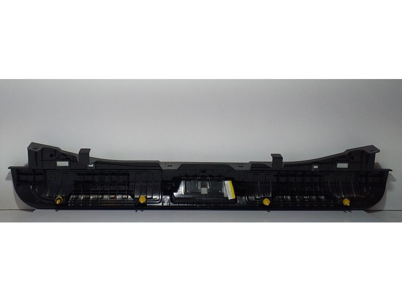 Recambio de guarnecido porton trasero para land rover range rover sport autobiography hybrid referencia OEM IAM DK62425A92A 7058