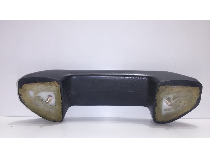 Recambio de maneta interior delantera derecha para isuzu trooper ubs 17 competition referencia OEM IAM 4JB1T 50201 