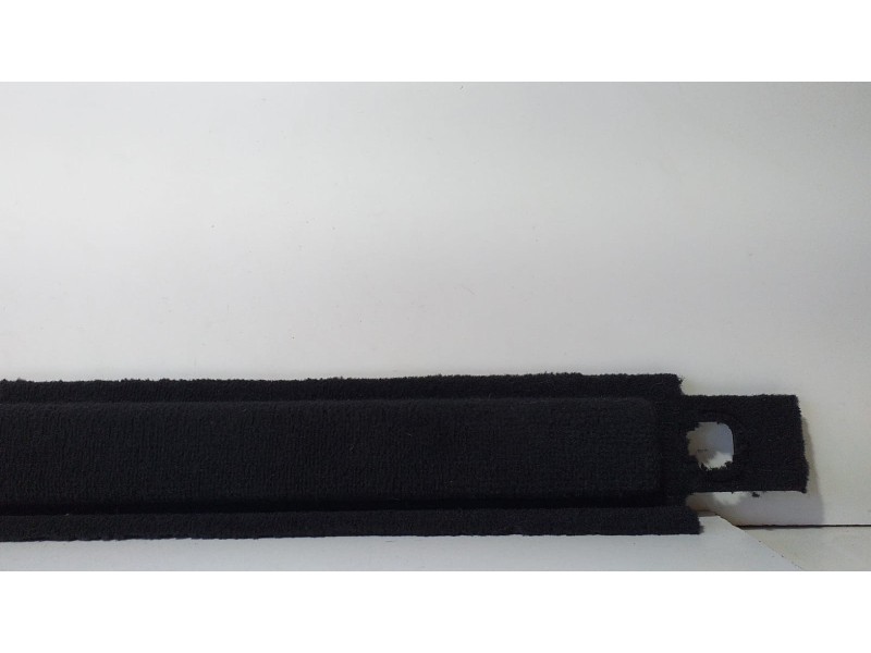 Recambio de guarnecido porton trasero para land rover range rover sport autobiography hybrid referencia OEM IAM DK6246067A 70588