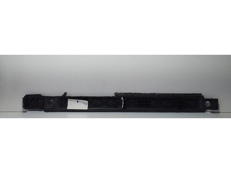 Recambio de guarnecido porton trasero para land rover range rover sport autobiography hybrid referencia OEM IAM DK6246067A 70588