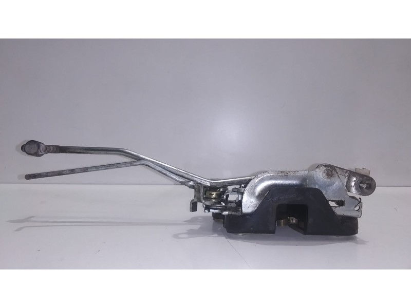 Recambio de cerradura puerta delantera derecha para isuzu trooper ubs 17 competition referencia OEM IAM 4JB1T 50258 