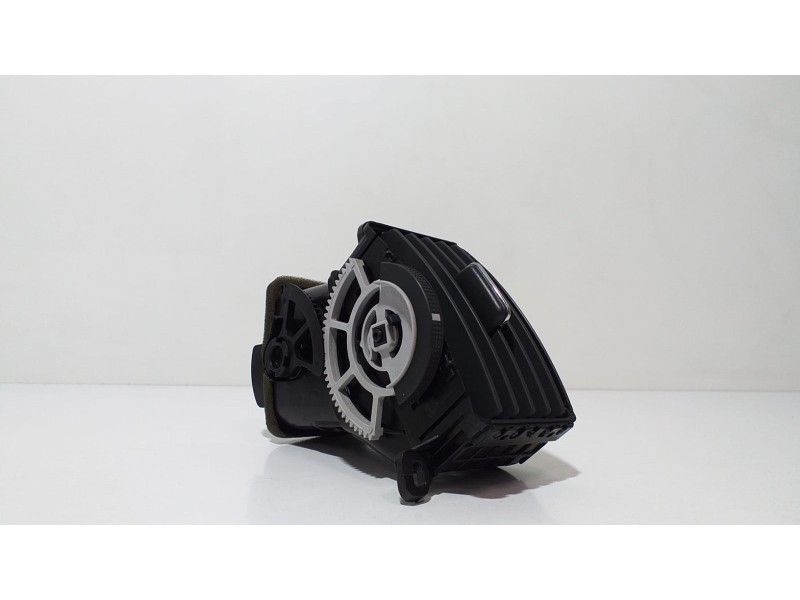 Recambio de rejilla aireadora para toyota corolla verso (r1) 2,2 d-4d sport referencia OEM IAM 6556414010 61835 