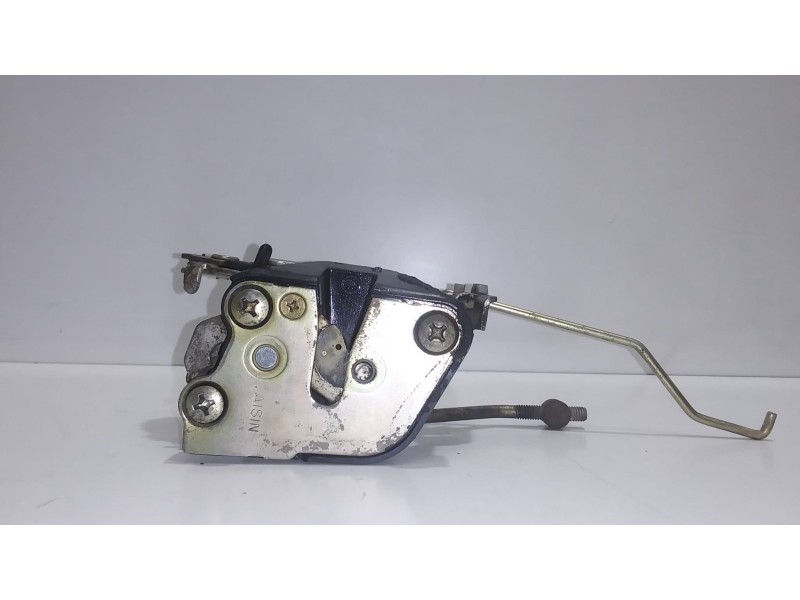 Recambio de cerradura puerta trasera derecha para isuzu trooper ubs 17 competition referencia OEM IAM 4JB1T 50260 