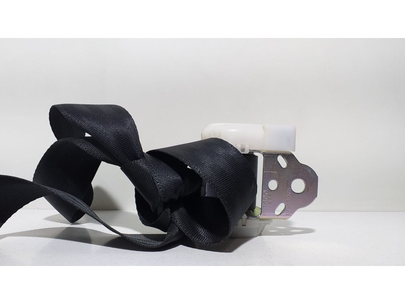 Recambio de cinturon seguridad trasero izquierdo para toyota corolla verso (r1) 2,2 d-4d sport referencia OEM IAM 2ADFHV 61841 