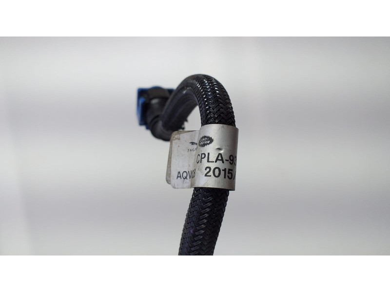 Recambio de tubo para land rover range rover sport autobiography hybrid referencia OEM IAM CPLA9312BD 70598 R