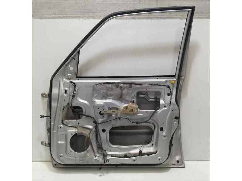 Recambio de puerta delantera derecha para mitsubishi montero (v60/v70) 3.2 di-d gls kaiteki (5-ptas.) referencia OEM IAM 5PUERTA