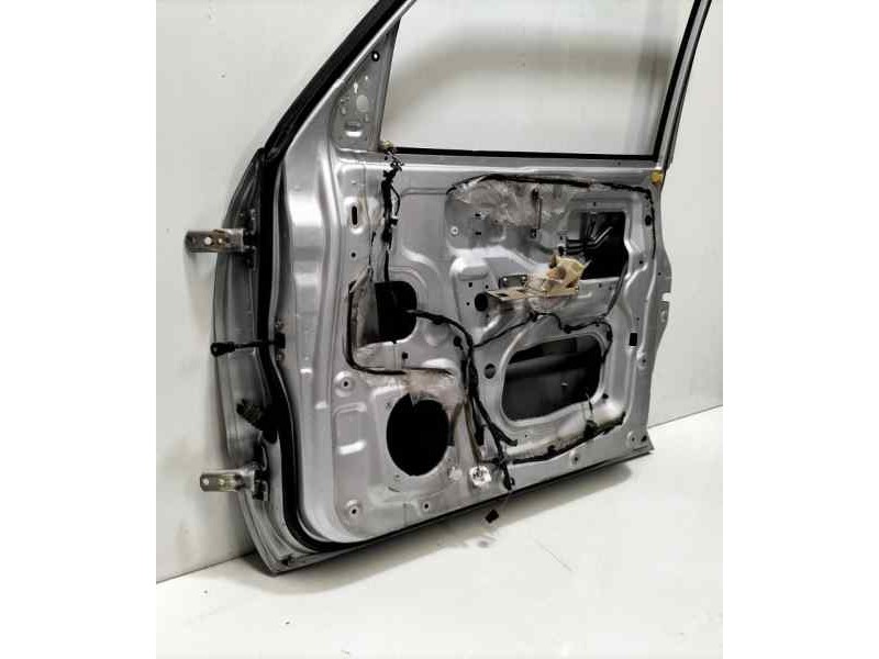 Recambio de puerta delantera derecha para mitsubishi montero (v60/v70) 3.2 di-d gls kaiteki (5-ptas.) referencia OEM IAM 5PUERTA
