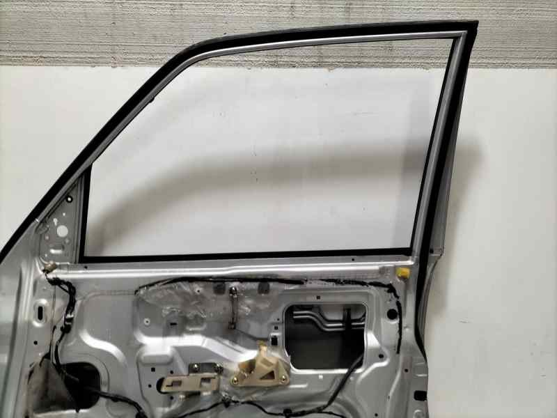Recambio de puerta delantera derecha para mitsubishi montero (v60/v70) 3.2 di-d gls kaiteki (5-ptas.) referencia OEM IAM 5PUERTA