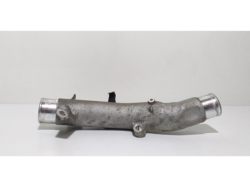 Recambio de tubo para toyota corolla verso (r1) 2,2 d-4d sport referencia OEM IAM 2ADFHV 61857 