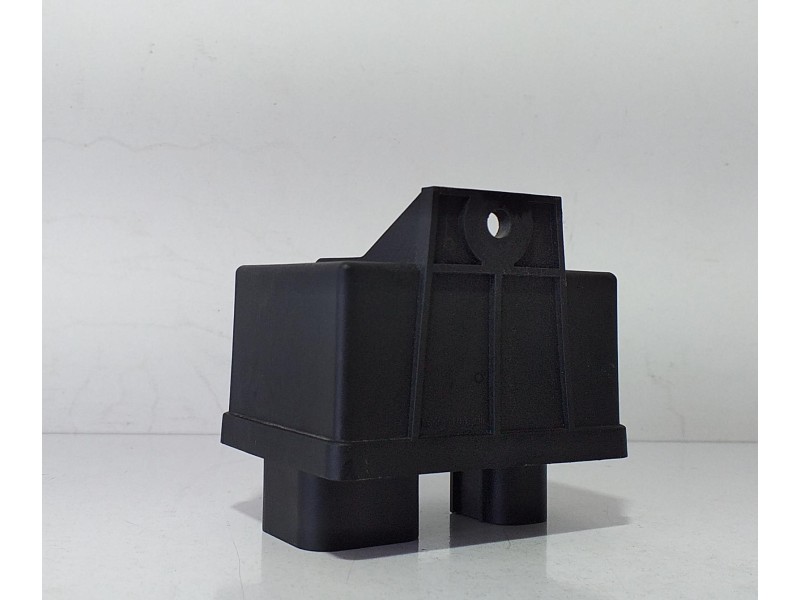 Recambio de caja precalentamiento para land rover range rover sport autobiography hybrid referencia OEM IAM 9X2Q12B533BB 70610 R