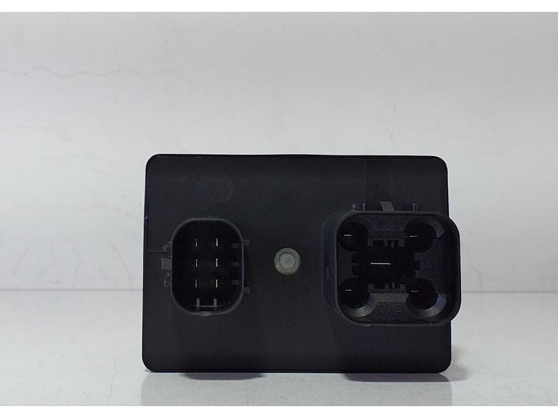 Recambio de caja precalentamiento para land rover range rover sport autobiography hybrid referencia OEM IAM 9X2Q12B533BB 70610 R