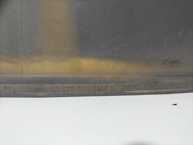 Recambio de moldura para mercedes-benz clase sl (w129) referencia OEM IAM 1296900140L 78839 