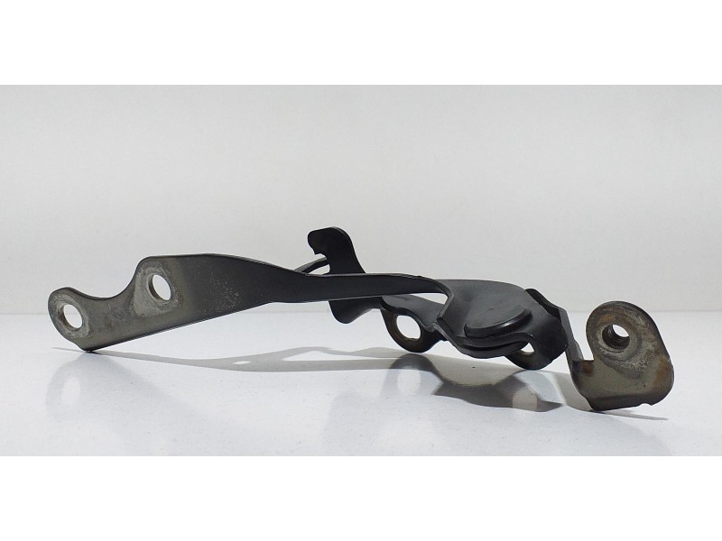 Recambio de capot para toyota corolla verso (r1) 2,2 d-4d sport referencia OEM IAM 2ADFHV 61868 