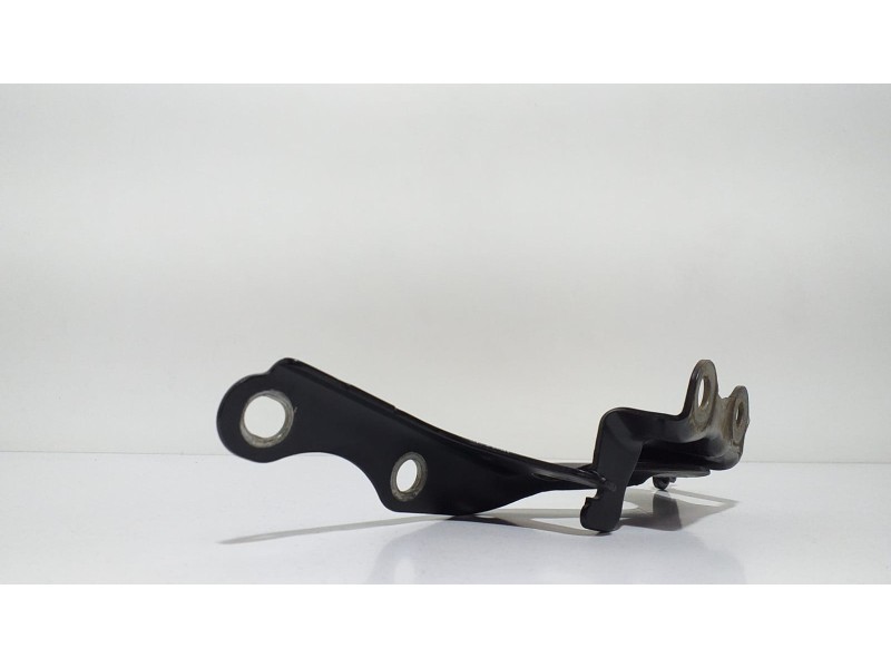 Recambio de capot para toyota corolla verso (r1) 2,2 d-4d sport referencia OEM IAM 2ADFHV 61868 