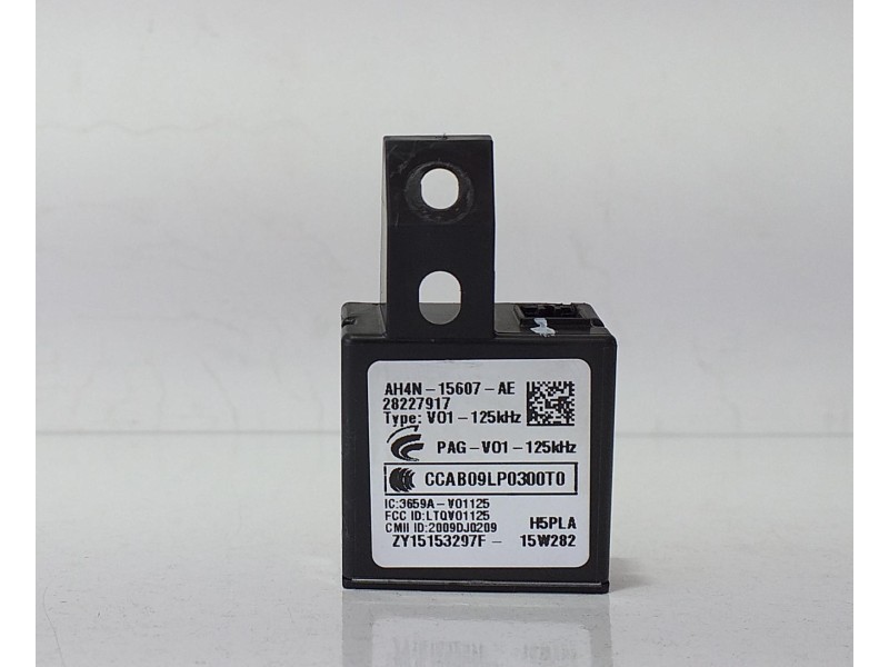 Recambio de modulo inmovilizador para land rover range rover sport autobiography hybrid referencia OEM IAM AH4N15607AE 70618 R