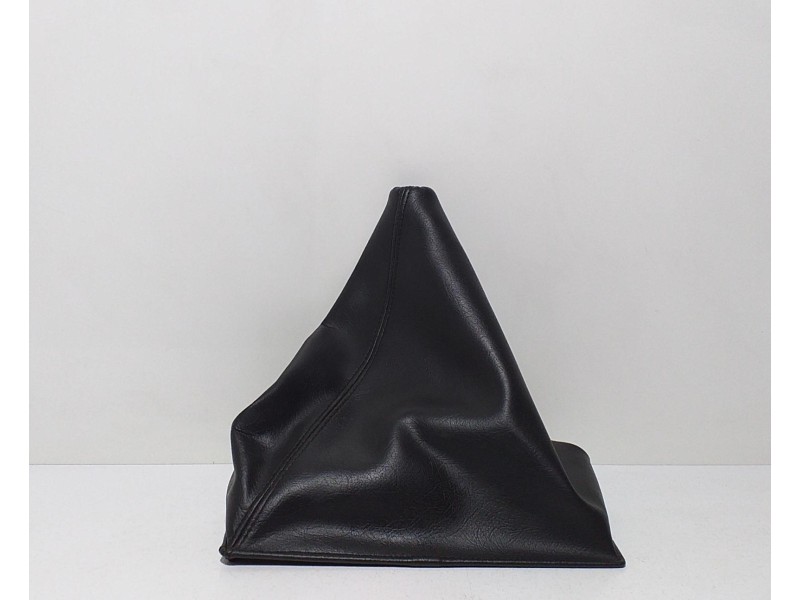 Recambio de funda palanca de cambio para nissan terrano/terrano.ii (r20) comfort referencia OEM IAM TD27TI 61924 