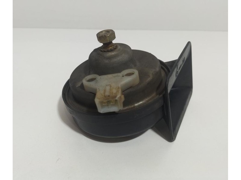 Recambio de claxon para peugeot 206 berlina xr referencia OEM IAM E200884 79039 