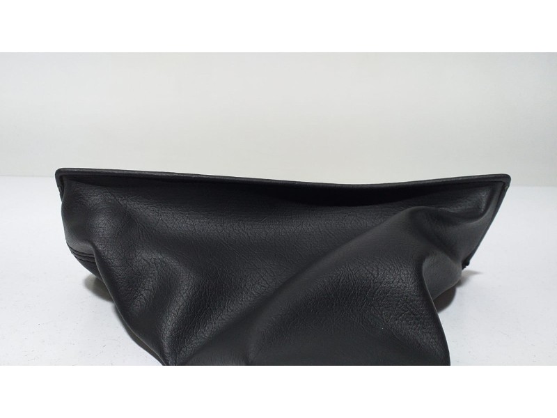 Recambio de funda palanca de cambio para nissan terrano/terrano.ii (r20) comfort referencia OEM IAM TD27TI 61925 