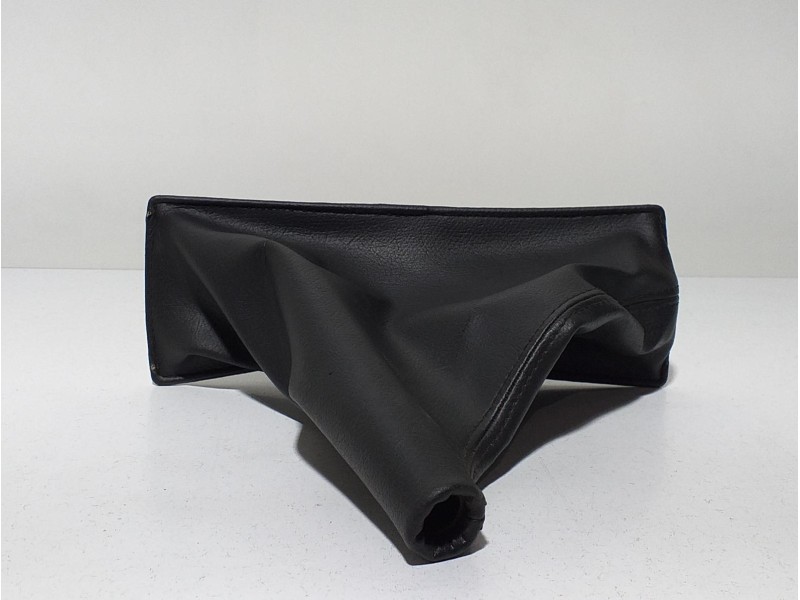 Recambio de funda palanca de cambio para nissan terrano/terrano.ii (r20) comfort referencia OEM IAM TD27TI 61925 