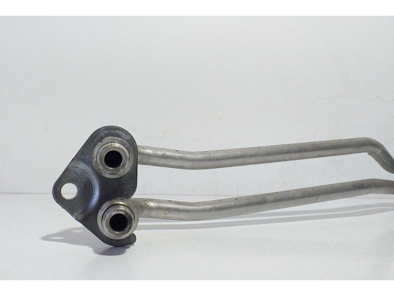 Recambio de tubo para land rover range rover sport autobiography hybrid referencia OEM IAM GPLA7R081CB 70666 R