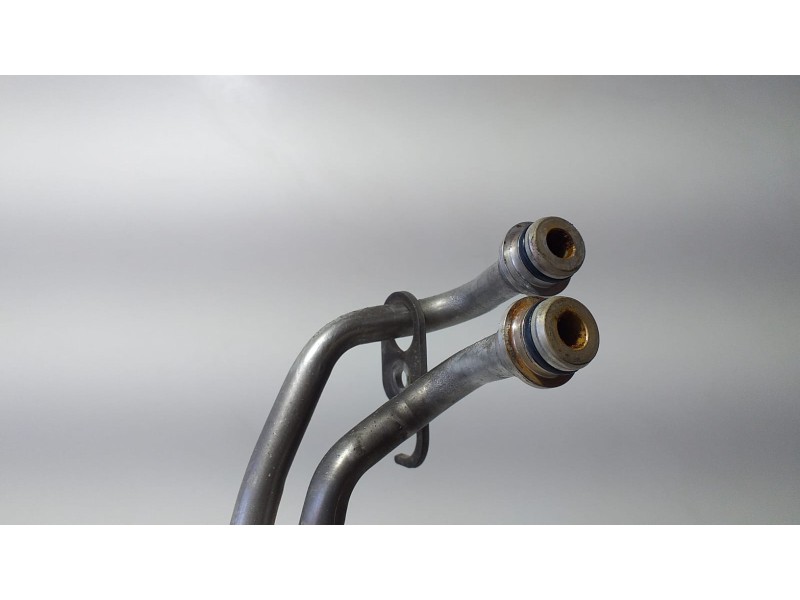 Recambio de tubo para land rover range rover sport autobiography hybrid referencia OEM IAM EPLA2B919CB 70667 R