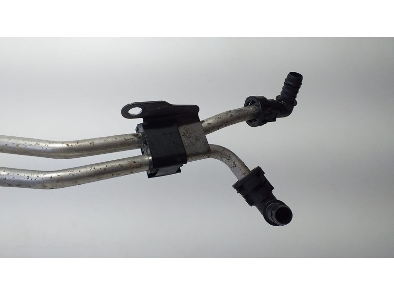 Recambio de tubo para land rover range rover sport autobiography hybrid referencia OEM IAM EPLA2B919CB 70667 R