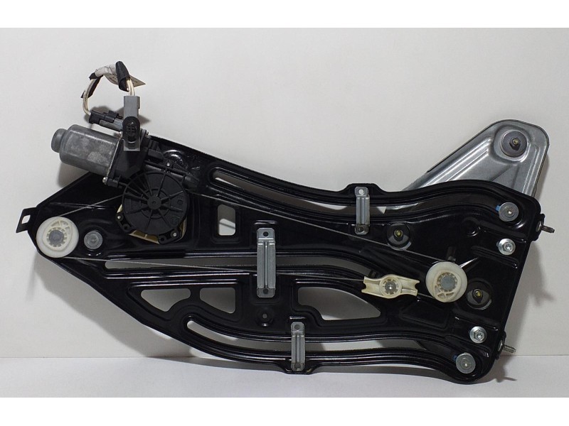 Recambio de elevalunas trasero derecho para peugeot 207 cc básico referencia OEM IAM 9680072380 63400 