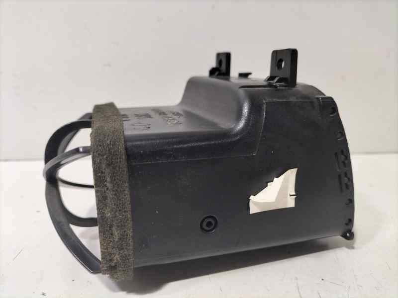 Recambio de rejilla aireadora para nissan almera (n16/e) comfort referencia OEM IAM 68750BM400 84535 