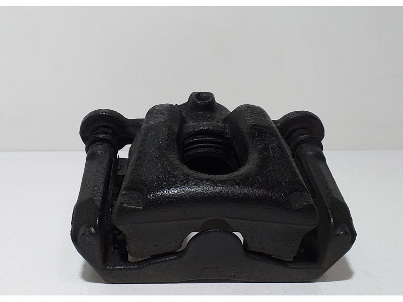 Recambio de pinza freno delantera izquierda para bmw serie 1 berlina (e81/e87) 2.0 16v diesel cat referencia OEM IAM 34116774681