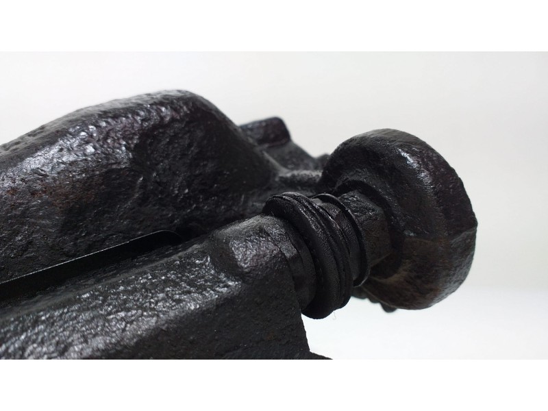 Recambio de pinza freno delantera izquierda para bmw serie 1 berlina (e81/e87) 2.0 16v diesel cat referencia OEM IAM 34116774681