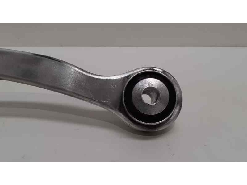 Recambio de brazo suspension superior trasero derecho para mercedes-benz clase e (w211) berlina 2.6 cat referencia OEM IAM A2303