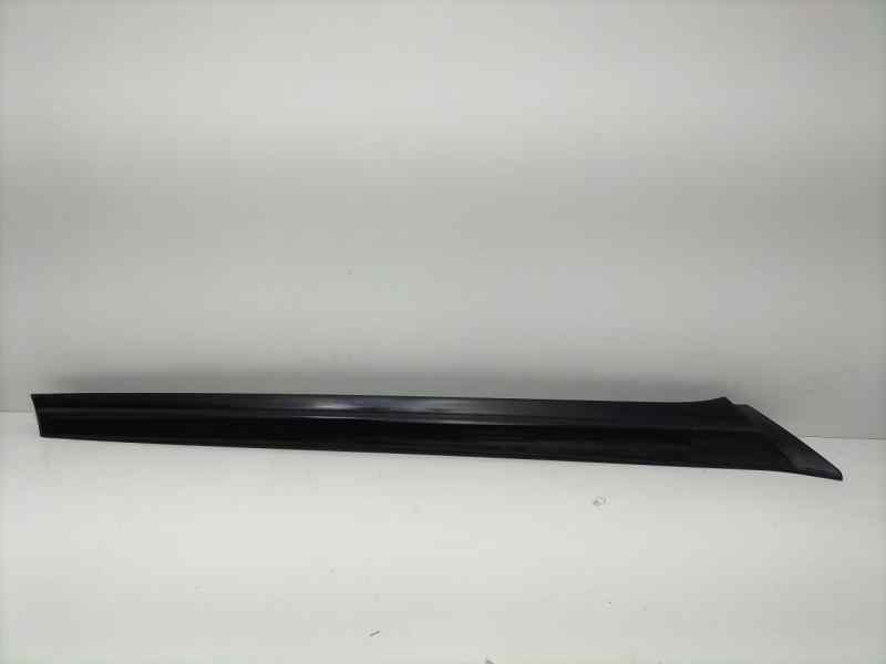 Recambio de molduras delanteras para land rover range rover (lp) 4.6 referencia OEM IAM DCB101270 82517 