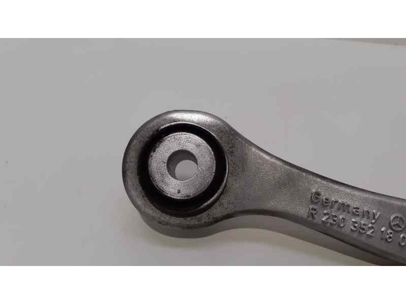 Recambio de brazo suspension superior trasero derecho para mercedes-benz clase e (w211) berlina 2.6 cat referencia OEM IAM R2303