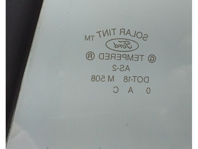 Recambio de luna trasera derecha para ford mustang gt cabrio referencia OEM IAM 4.6I 62085 