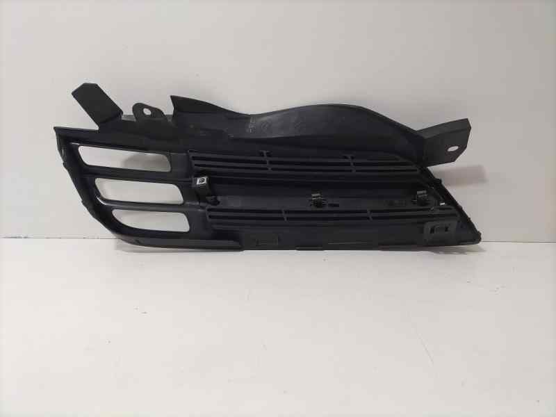 Recambio de rejilla paragolpes izquierda para nissan micra (k12e) acenta referencia OEM IAM 62330AX600 82960 