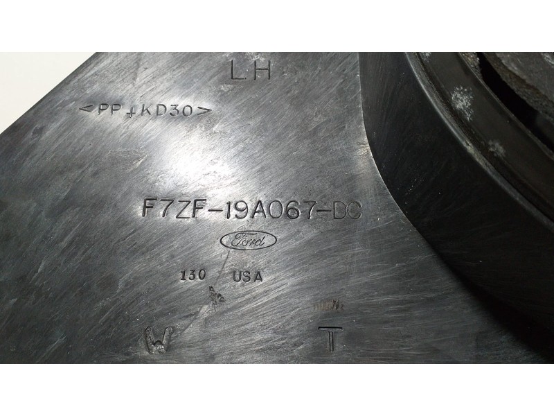 Recambio de sistema audio / radio cd para ford mustang gt cabrio referencia OEM IAM F7ZF19A067DC 62092 