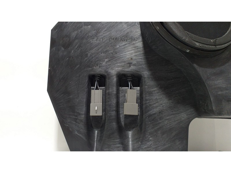 Recambio de sistema audio / radio cd para ford mustang gt cabrio referencia OEM IAM F7ZF19A067DC 62092 