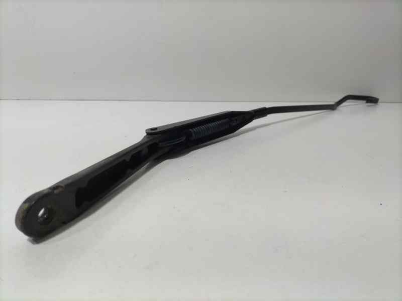 Recambio de brazo limpia delantero izquierdo para opel astra g berlina elegance referencia OEM IAM 90559600 82978 