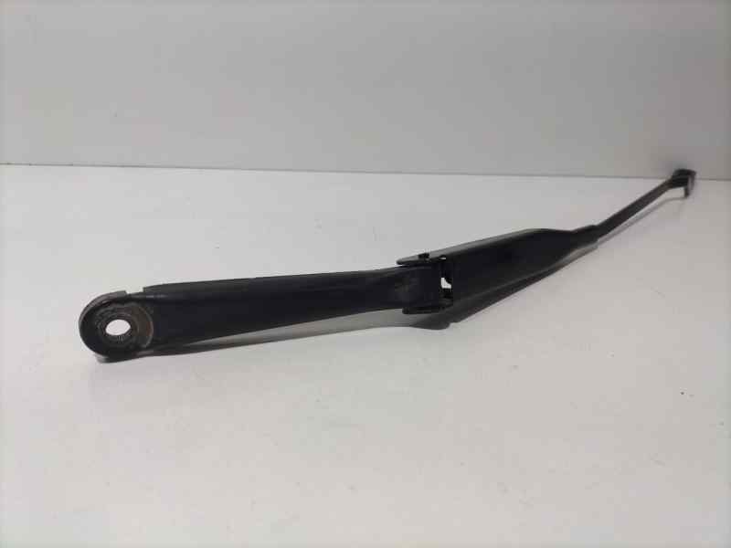 Recambio de brazo limpia delantero izquierdo para opel astra g berlina elegance referencia OEM IAM 90559600 82978 