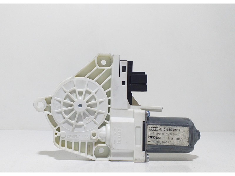 Recambio de motor elevalunas delantero izquierdo para audi a6 berlina (4f2) 2.7 v6 24v tdi referencia OEM IAM 4F0959801D 62135 