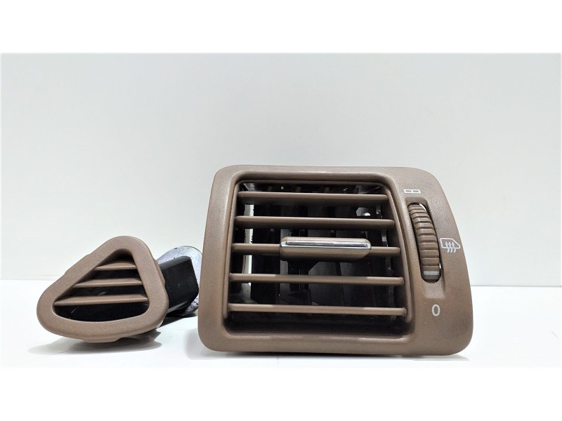 Recambio de rejilla aireadora para mercedes-benz clase m (w163) 400 cdi (163.128) referencia OEM IAM A1638300154 50595 