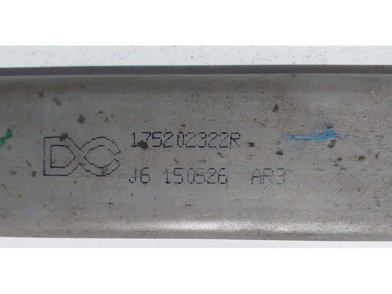 Recambio de rampa inyectora para smart forfour basis (52kw) (453.042) referencia OEM IAM 175202322R 70762 R