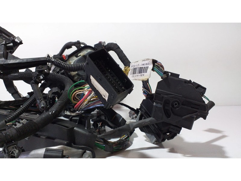 Recambio de caja reles / fusibles para smart forfour basis (52kw) (453.042) referencia OEM IAM 242965005R 70767 R