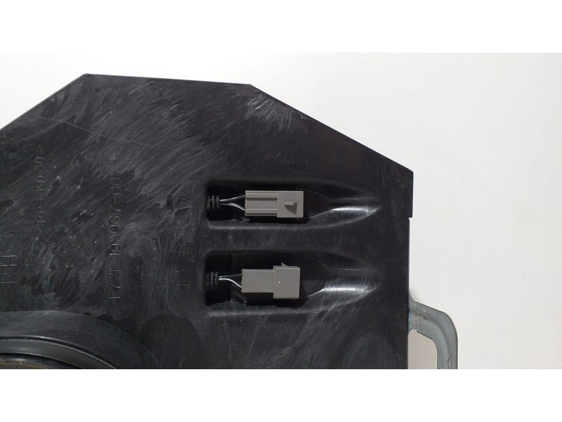 Recambio de sistema audio / radio cd para ford mustang gt cabrio referencia OEM IAM F7ZF19A067CC 62162 