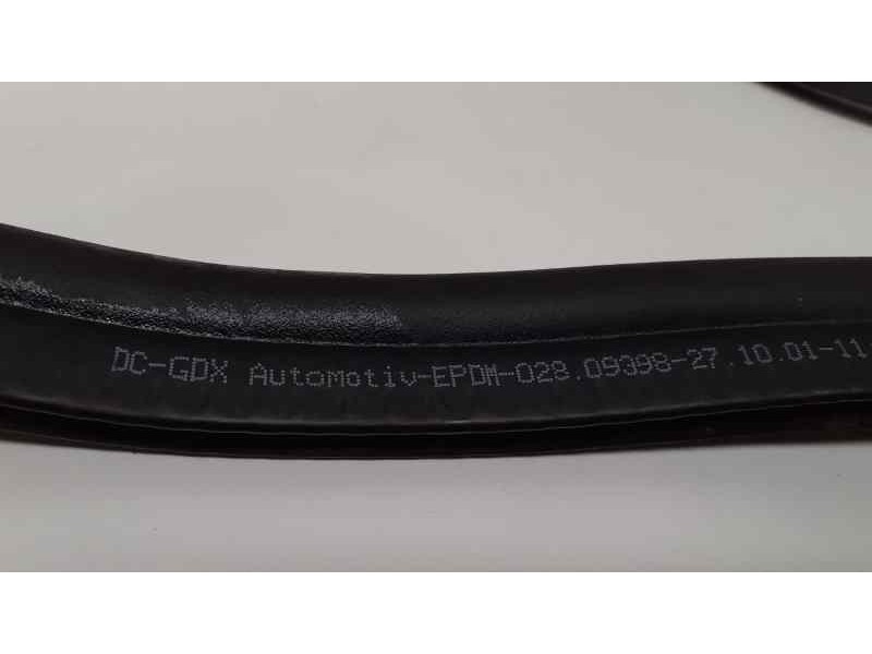 Recambio de gomas contorno puerta para mercedes-benz clase e (w211) berlina 2.6 cat referencia OEM IAM 112913 38019 